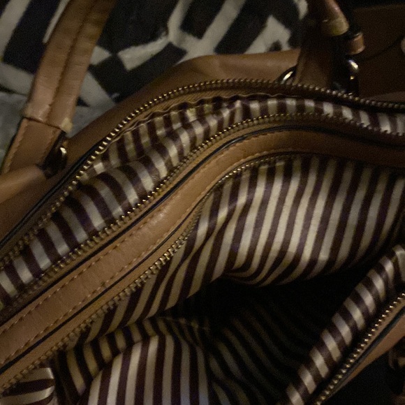 Purse - Picture 2 of 2